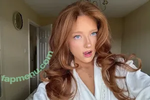 phoebeisginger / Phoebe / englishphoebex nude photo #0079