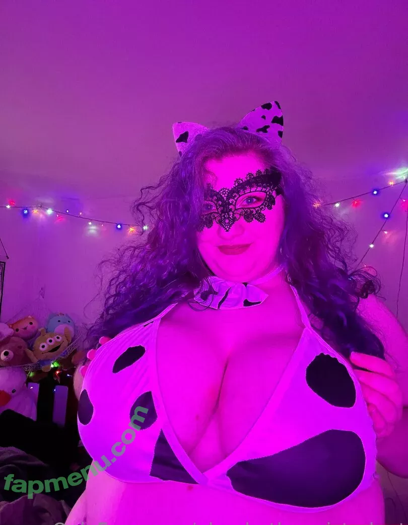 phoebetheunistudent nude photo #0176 (unironicfeminism)
