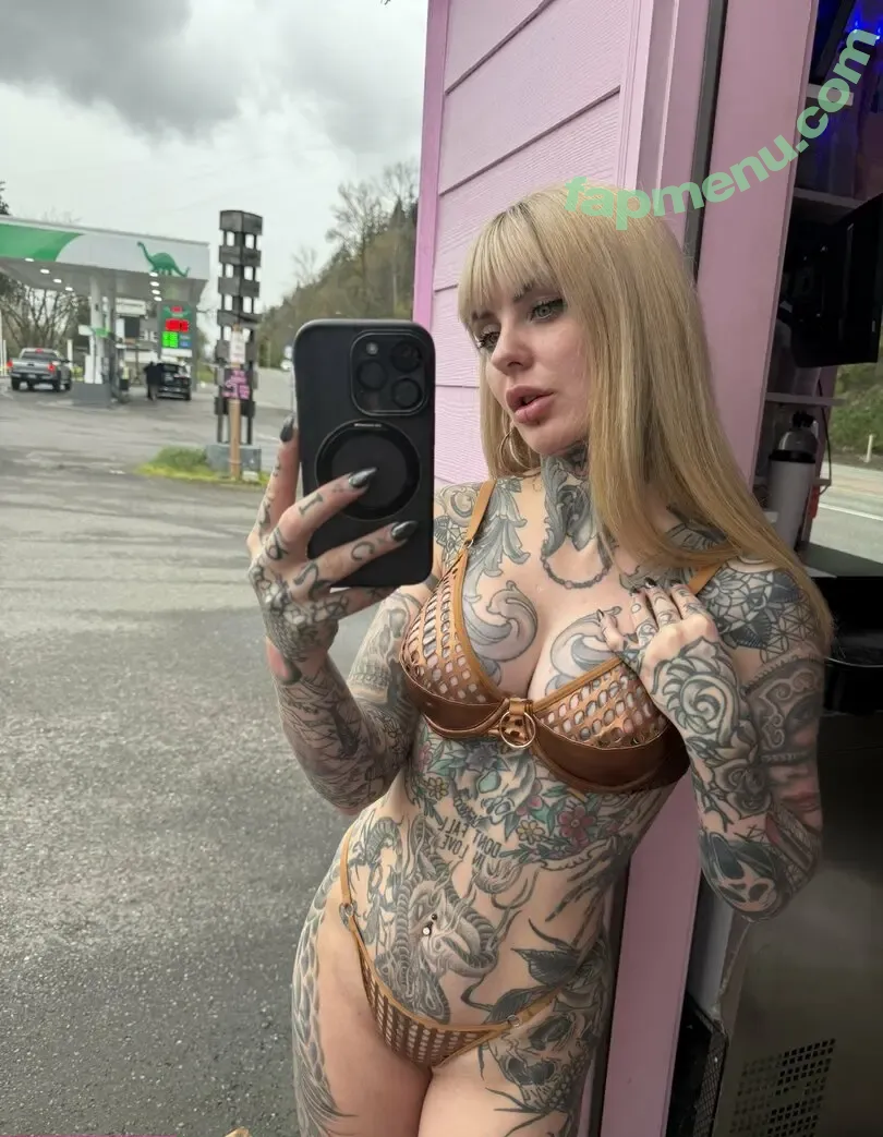 Phoenix Rising nude photo #0003 (motherlucifer / therealmotherlucifer)