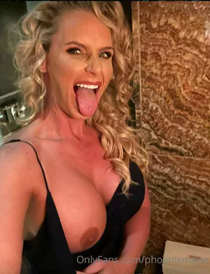 phoenixmarie / pmarizzle nude photo #0123