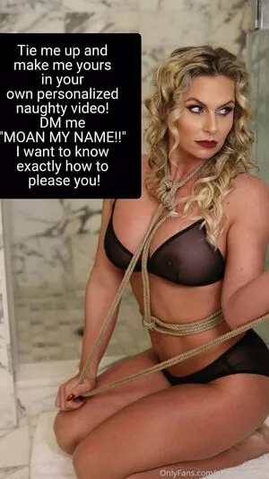 phoenixmarie / pmarizzle nude photo #0186