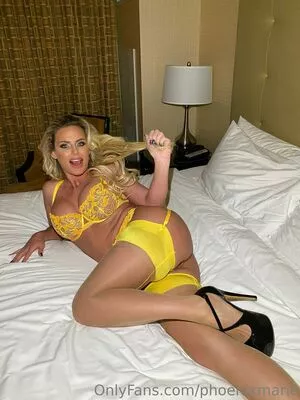 phoenixmarie / pmarizzle nude photo #0196