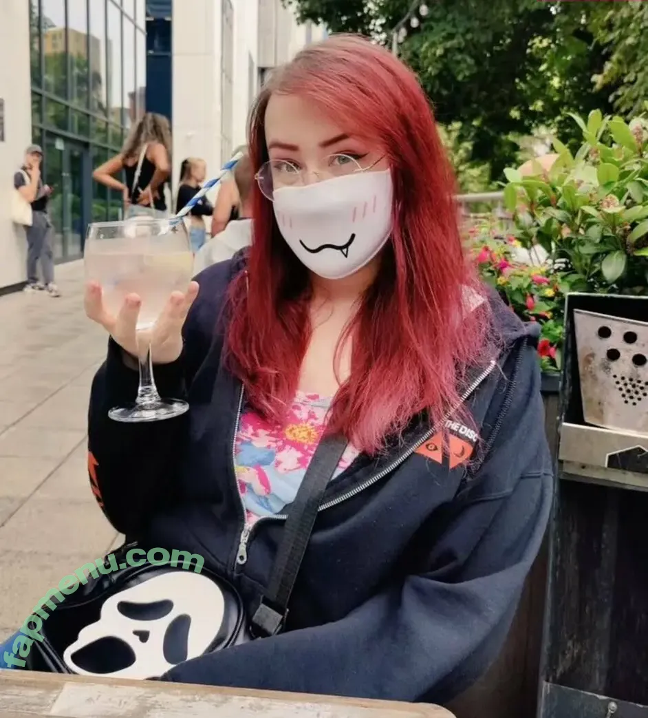 Phoenyx nude photo #0010 (PhoenyxVT / officiallyphoenyx)