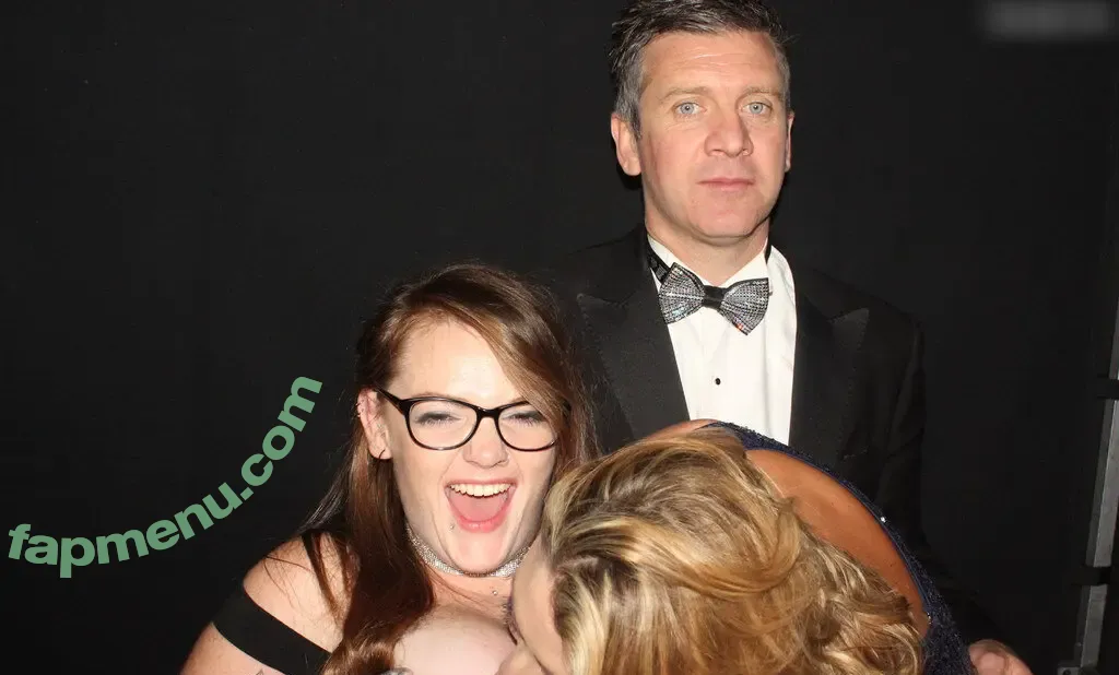 Photobox Flashes nude photo #0006 (Photobox Flashes)