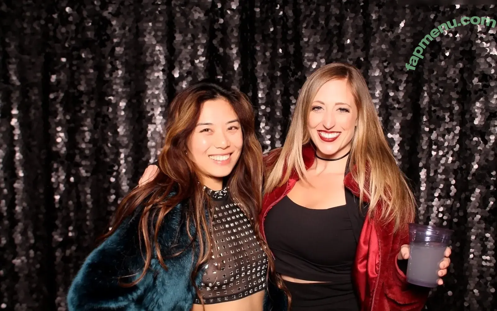 Photobox Flashes nude photo #0028 (Photobox Flashes)