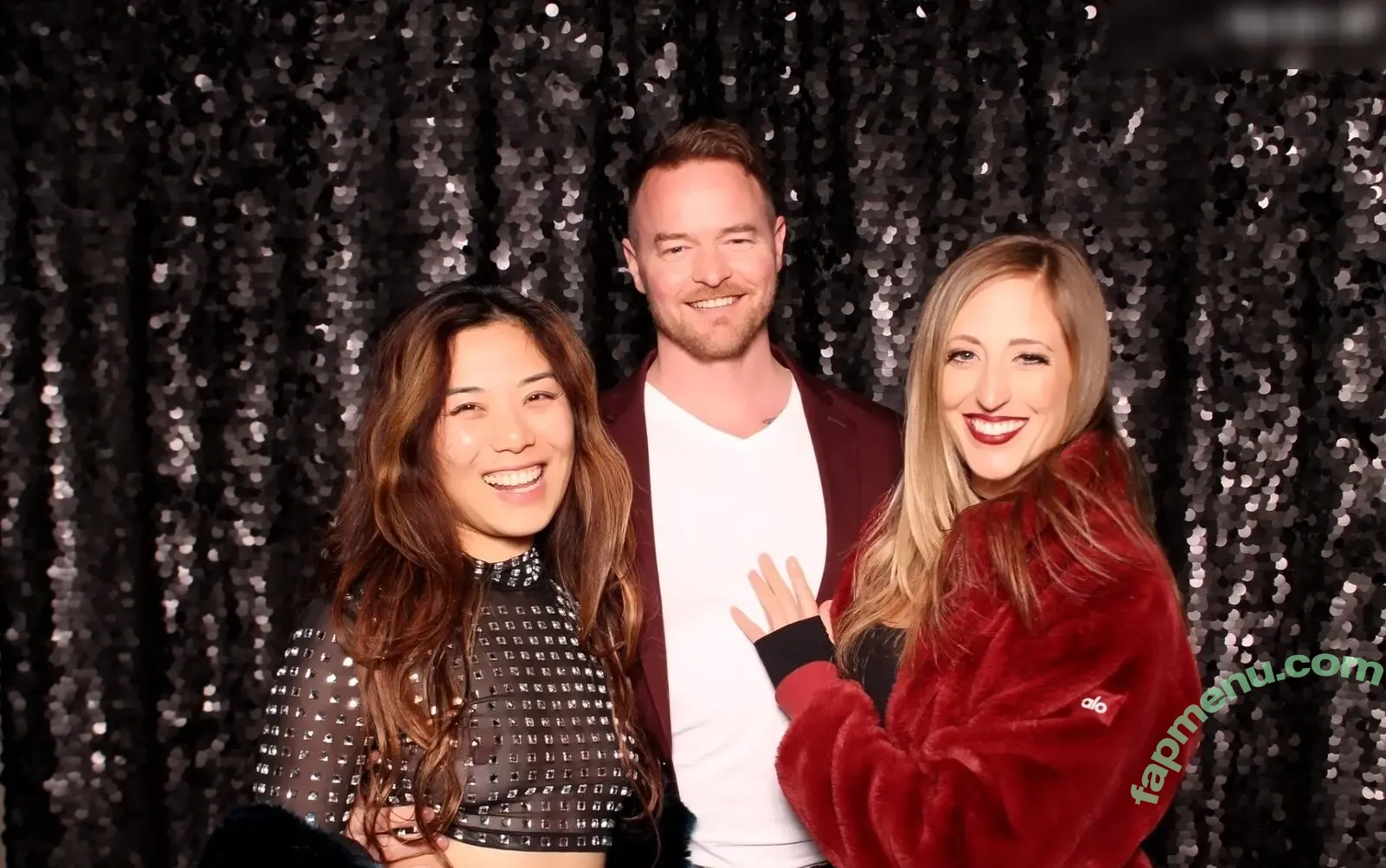 Photobox Flashes nude photo #0029 (Photobox Flashes)