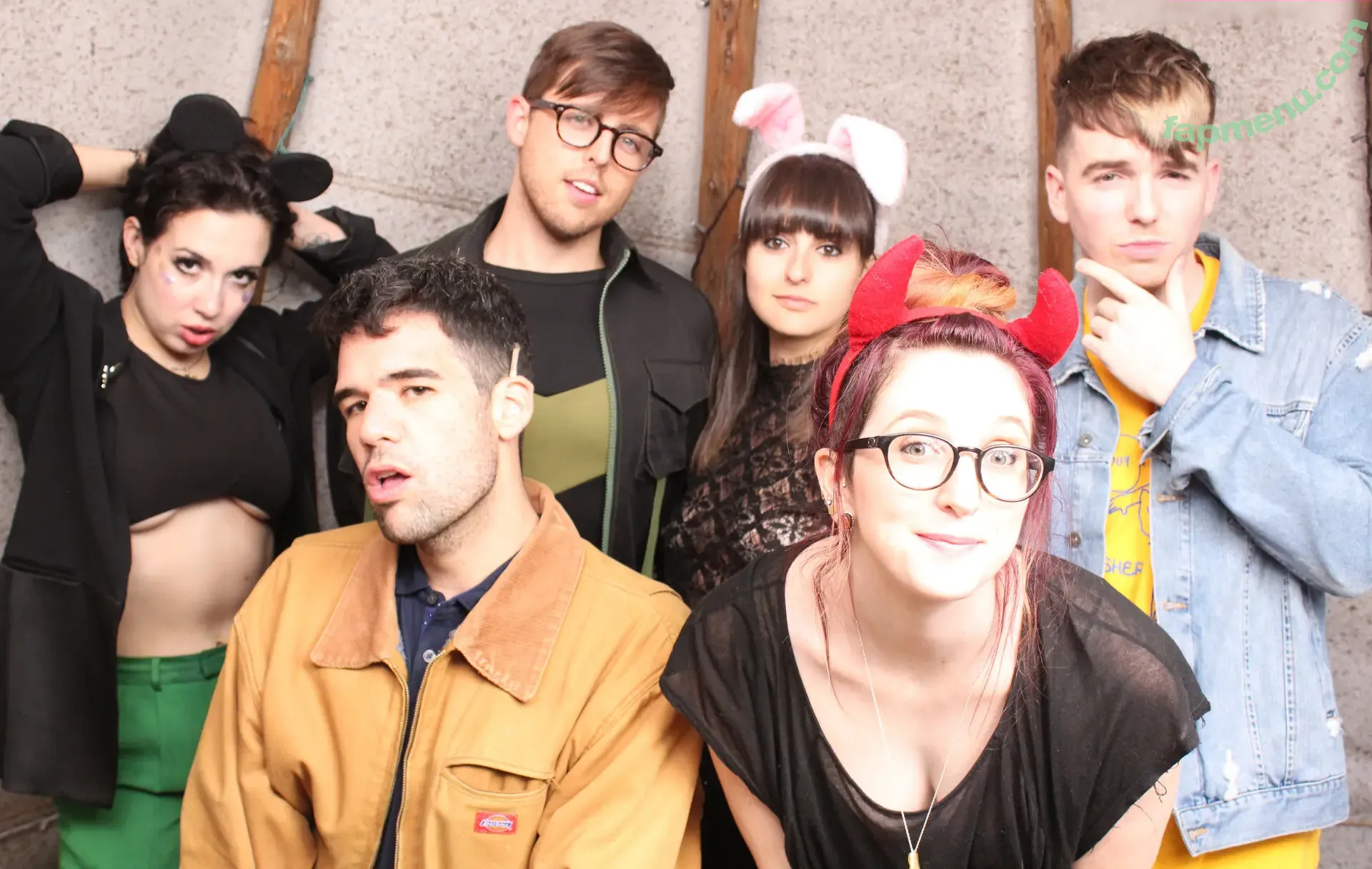 Photobox Flashes nude photo #0037 (Photobox Flashes)