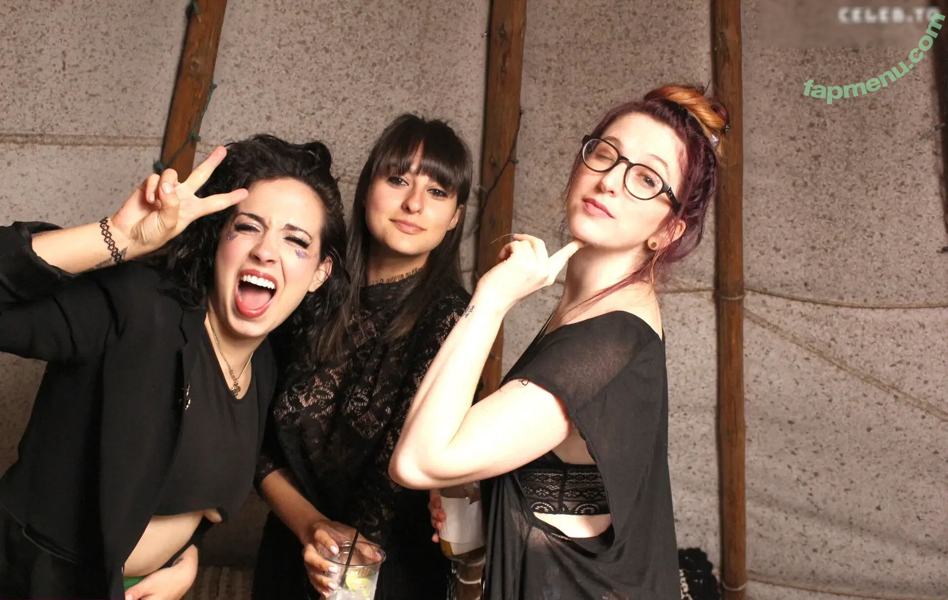 Photobox Flashes nude photo #0038 (Photobox Flashes)