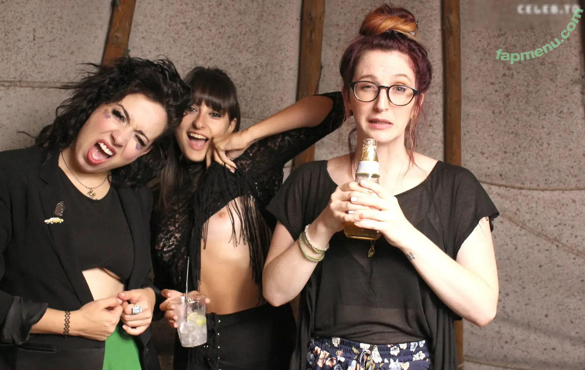 Photobox Flashes nude photo #0042 (Photobox Flashes)