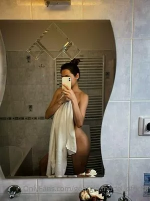 photopolli / Georgia / _photopolli_ / georgia.model_official nude photo #0143