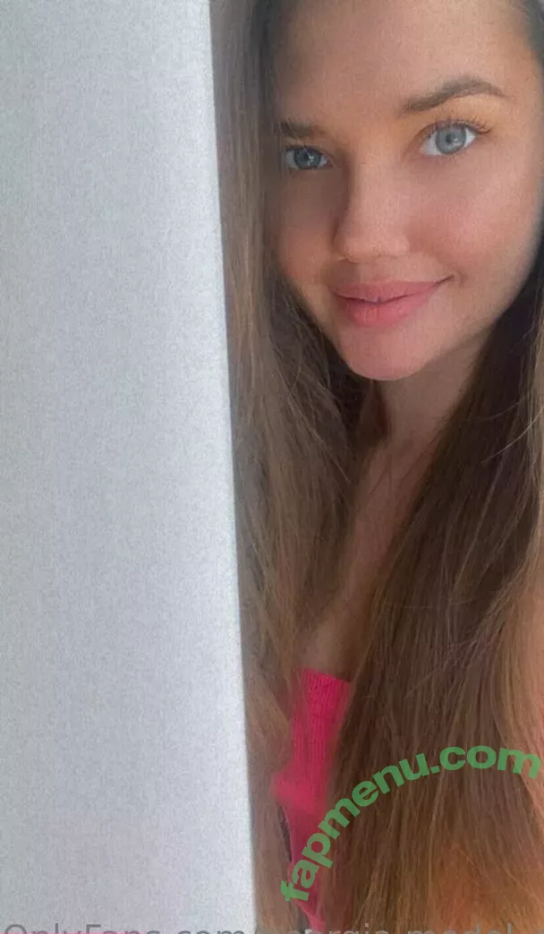 photopolli nude photo #0044 (Georgia / _photopolli_ / georgia.model_official)