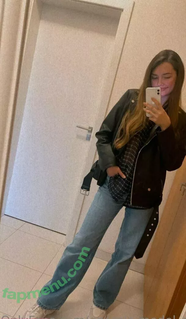 photopolli nude photo #0045 (Georgia / _photopolli_ / georgia.model_official)