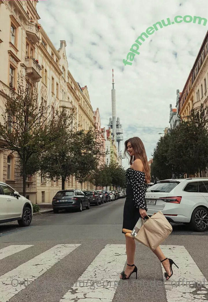 photopolli nude photo #0055 (Georgia / _photopolli_ / georgia.model_official)