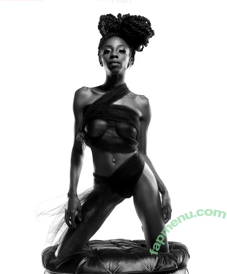 Phylia Calloway nude photo #0043 (Chocolatekittyx / lia calloway / phyliascloset)