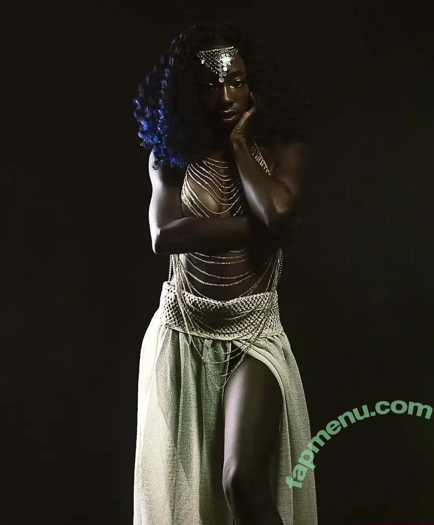 Phylia Calloway nude photo #0045 (Chocolatekittyx / lia calloway / phyliascloset)