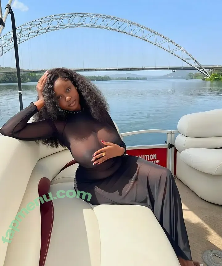 Phynsea nude photo #0003 (Phynsea)