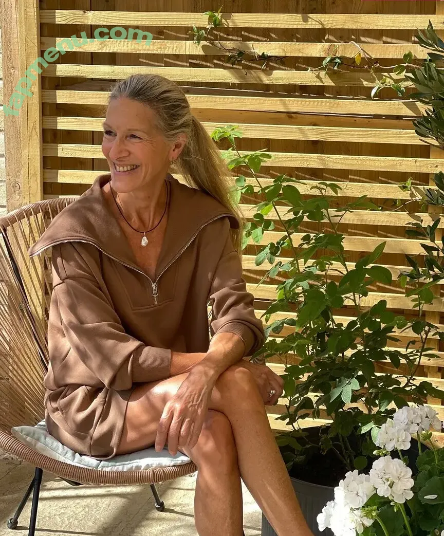 Pia Grace nude photo #0023 (piavibekegrace)