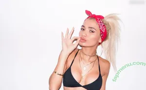 Pia Mia Perez / piamia / princesspiamia nude photo #0090