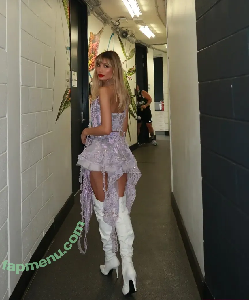 Pia Mia Perez nude photo #0191 (piamia / princesspiamia)
