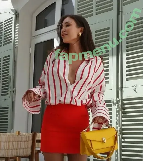 Pia Muehlenbeck nude photo #0042 (piamuehlenbeck)