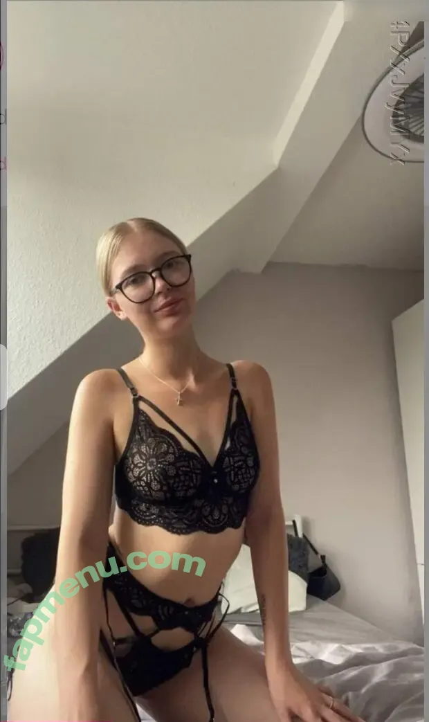Pia Rößner - pia.rsr nude photo #0043 (Pia Rößner - pia.rsr)