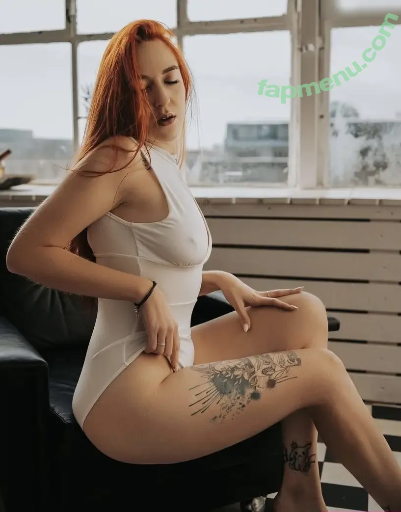 Pia_schaaka nude photo #0036 (Pia_schaaka)