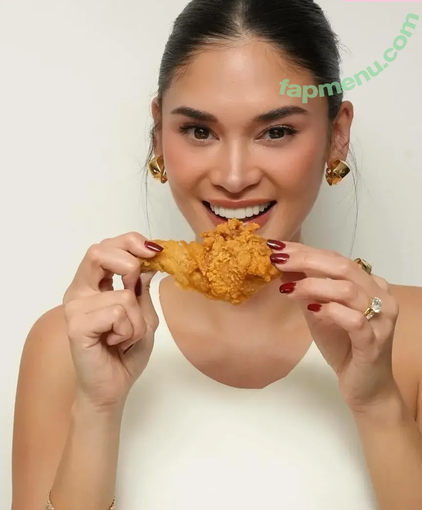 Pia Wurtzbach nude photo #0041 (Miss Universe 2015 / piawurtzbach)