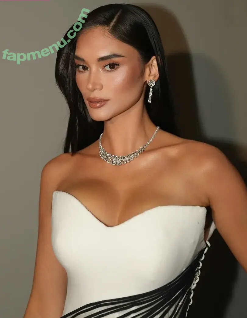 Pia Wurtzbach nude photo #0049 (Miss Universe 2015 / piawurtzbach)