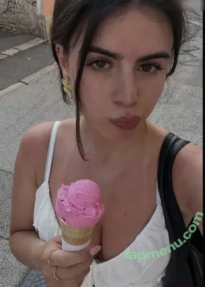  nude photo #0001