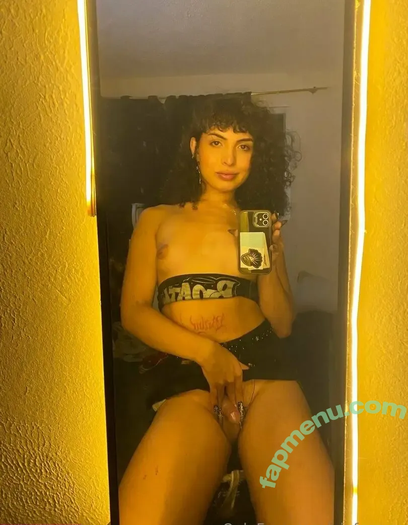 piafoxxxy nude photo #0025 (piafoxx)