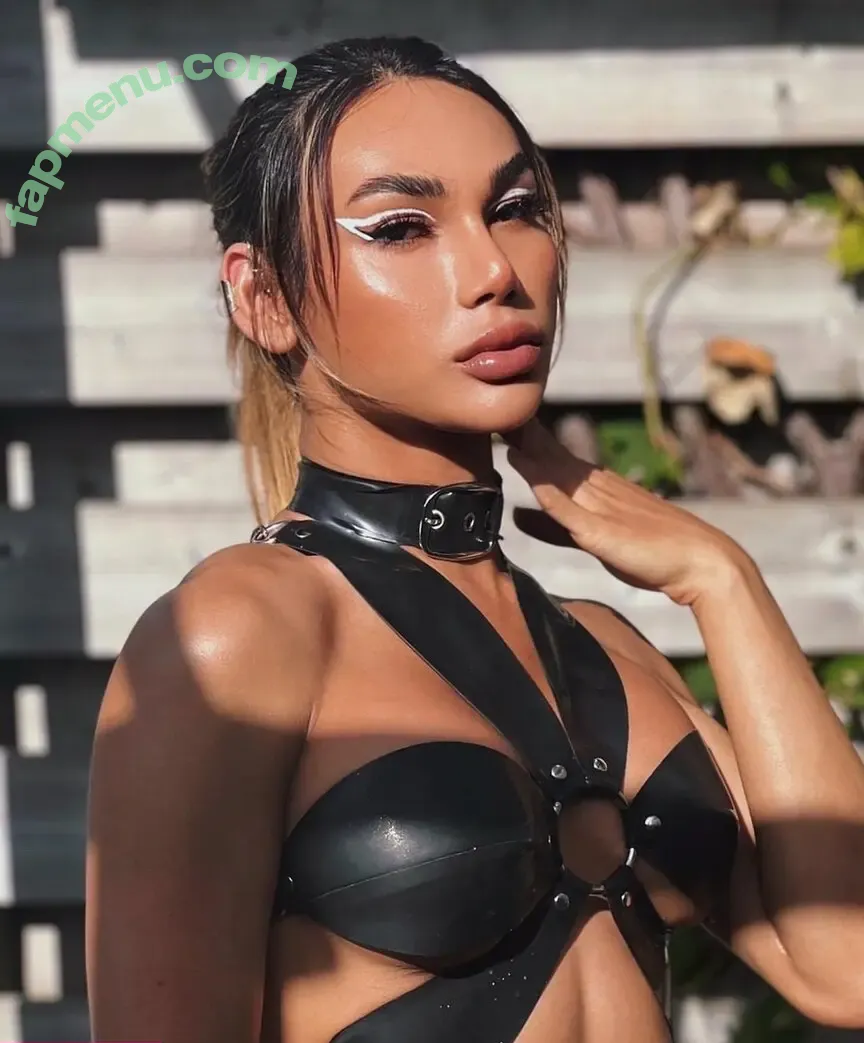 piapitibotun nude photo #0011 ( / Pia Botunpitipiti / pia-sativa)