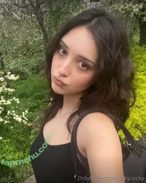 picky.vicky / dinosammycavkings nude photo #0048