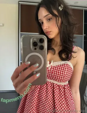 picky.vicky / dinosammycavkings nude photo #0070