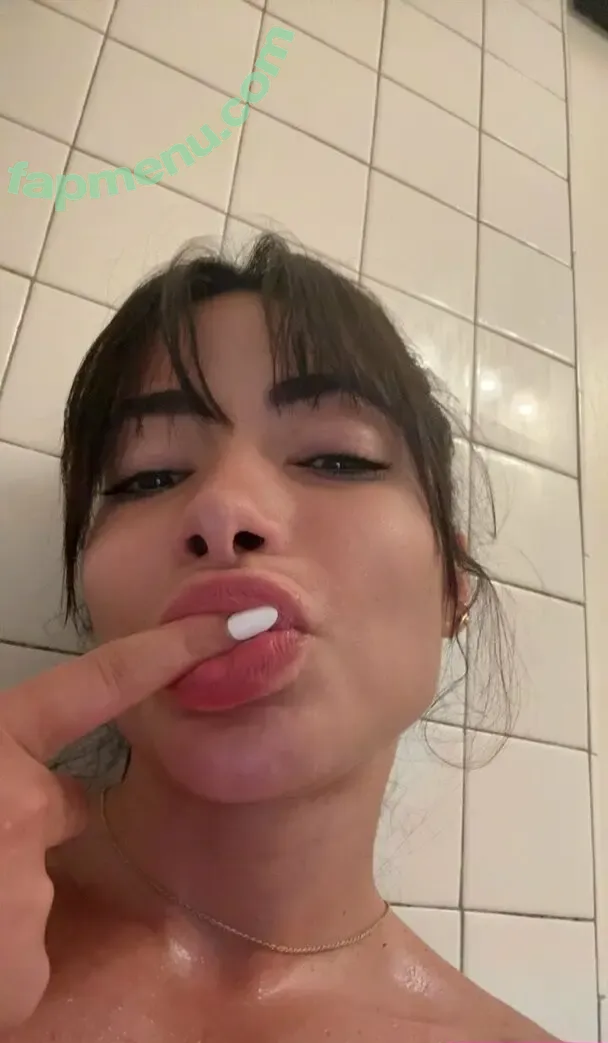 pie.l nude photo #0079 (pie.aina)
