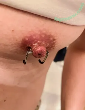 pierced_miyu / pierced__princess_ nude photo #0010