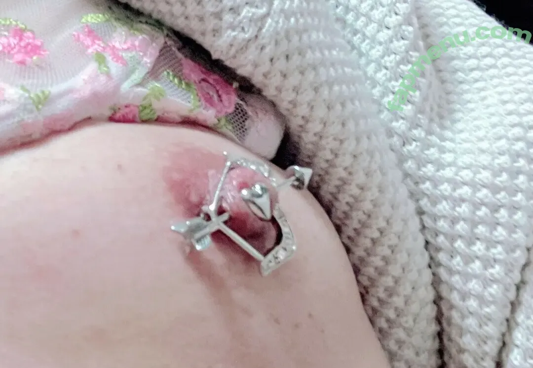 pierced_miyu nude photo #0025 (pierced__princess_)