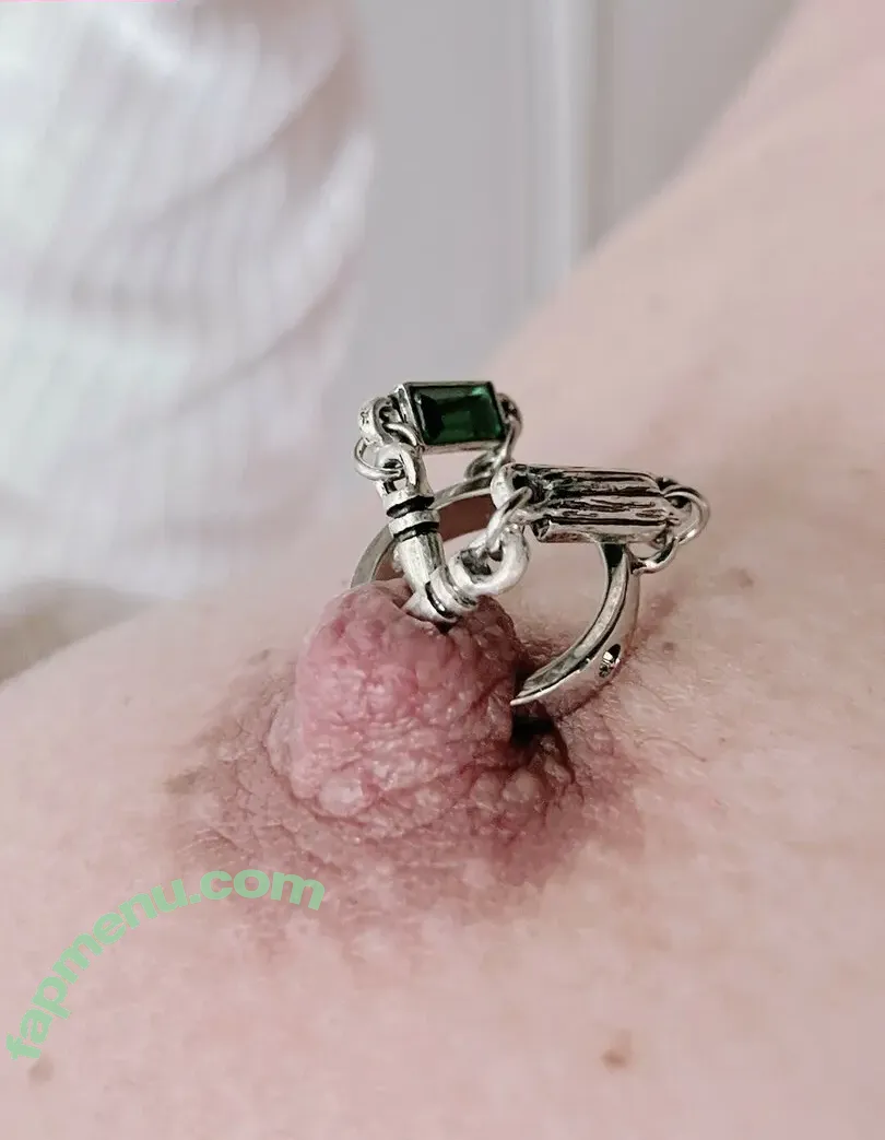 pierced_miyu nude photo #0031 (pierced__princess_)