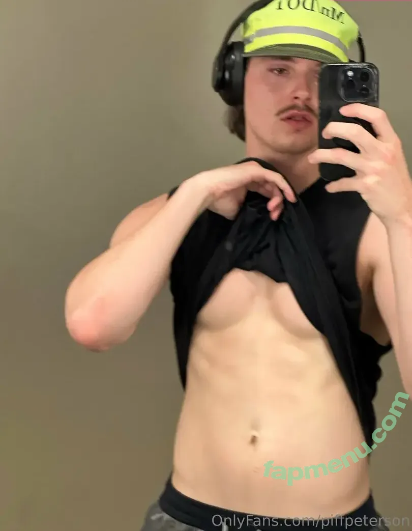 piffpeterson nude photo #0001 (piffpeterson)
