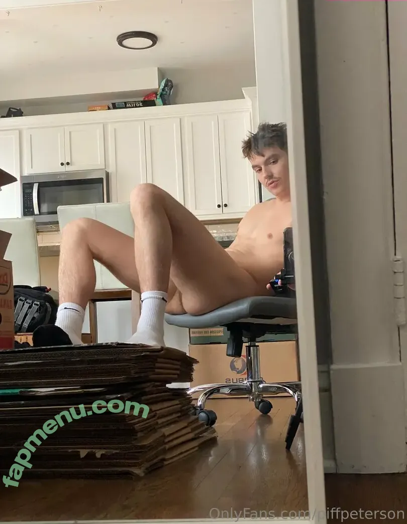 piffpeterson nude photo #0016 (piffpeterson)