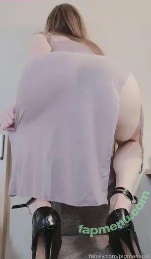 Pigmananal / pog.evie.official nude photo #0358