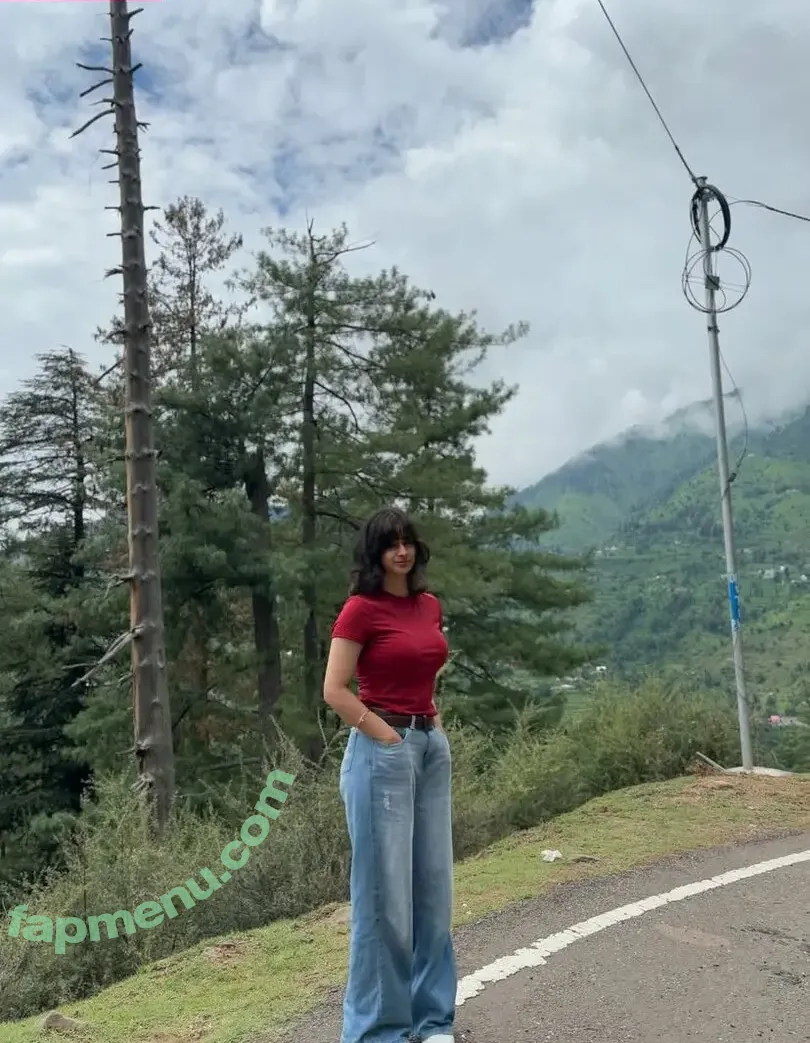 piiewww nude photo #0008 (piiewww)