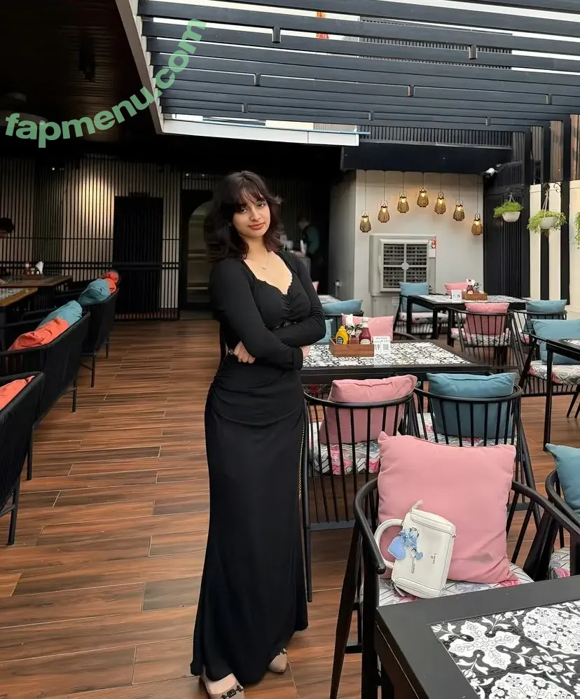 piiewww nude photo #0009 (piiewww)