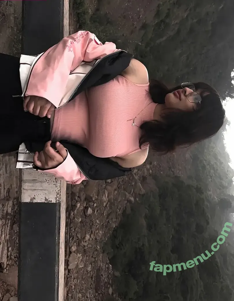 piiewww nude photo #0026 (piiewww)