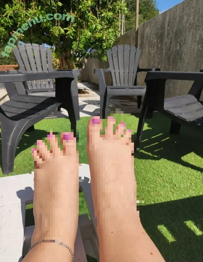 pikafeet2000 nude photo #0011 (pikafeet2000)