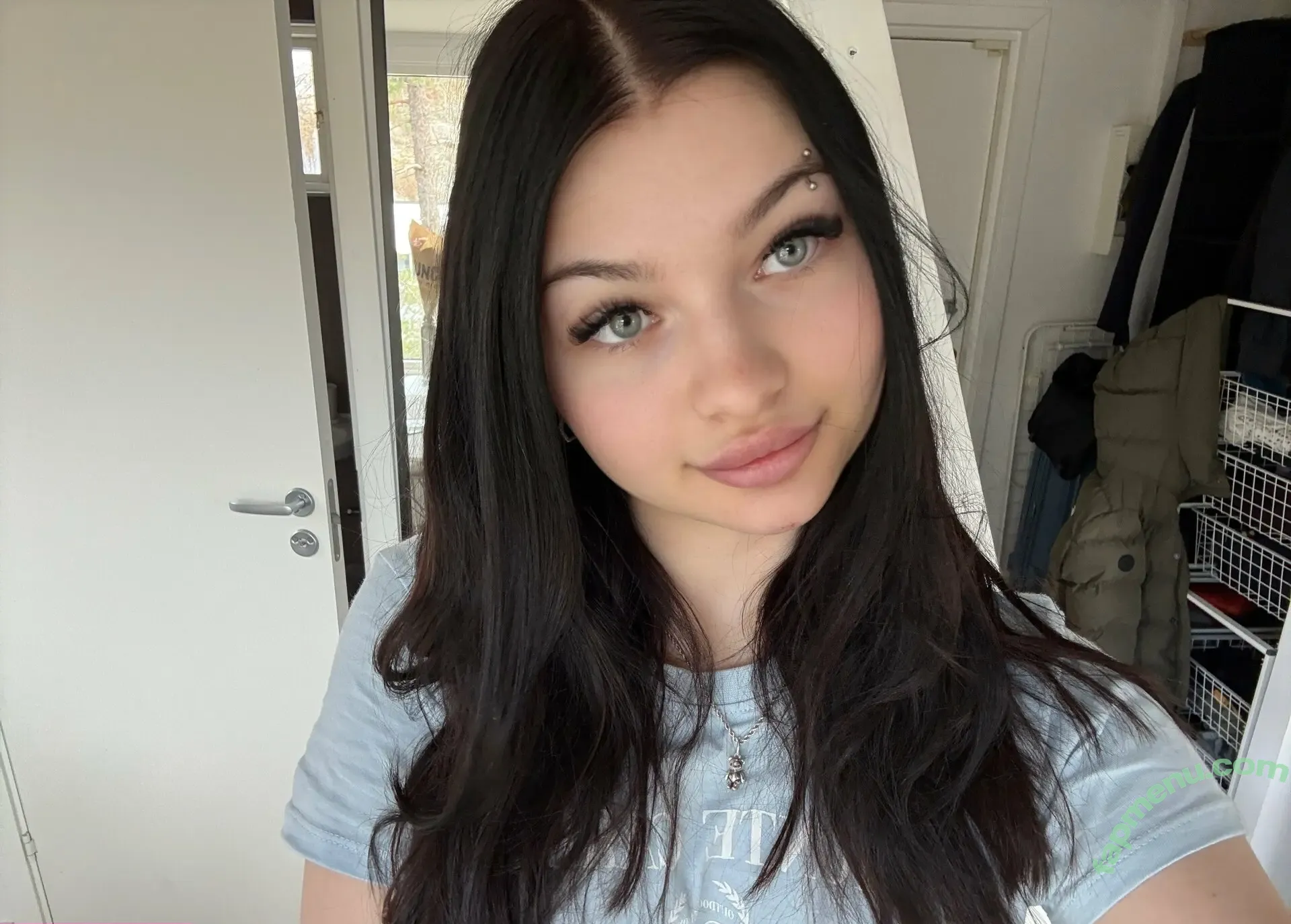 pikku.milana nude photo #0064 (pikku.milana)