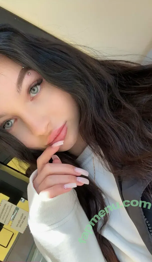 pikku.milana nude photo #0073 (pikku.milana)