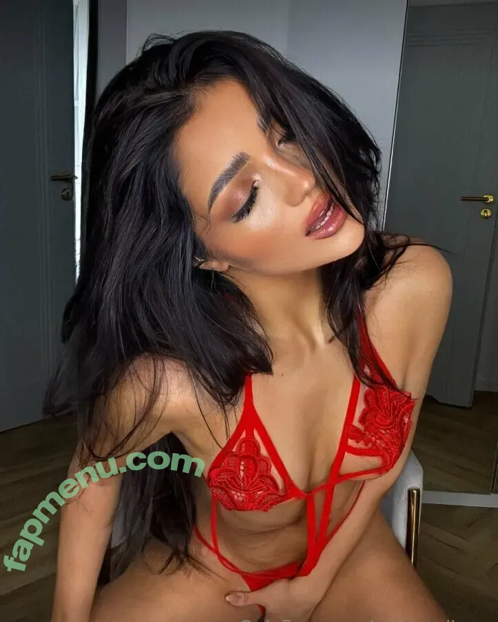 pikku.milana nude photo #0113 (pikku.milana)