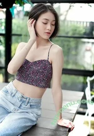 Pimploy Chitranapawong / ploy_pimployy nude photo #0010