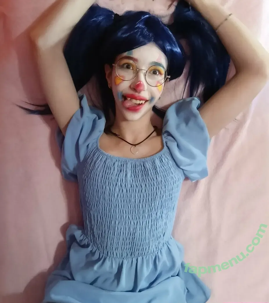 pinemi nude photo #0037 (emipinemi)