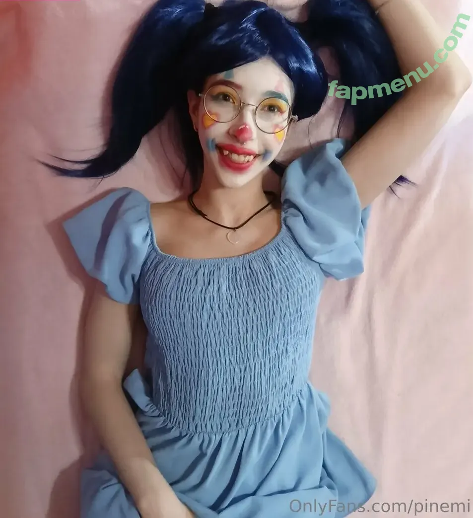 pinemi nude photo #0038 (emipinemi)